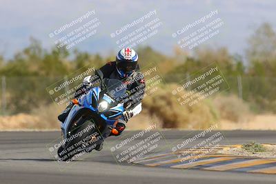 media/Nov-05-2022-SoCal Trackdays (Sat) [[f8d9b725ab]]/Turn 2 (1120am)/